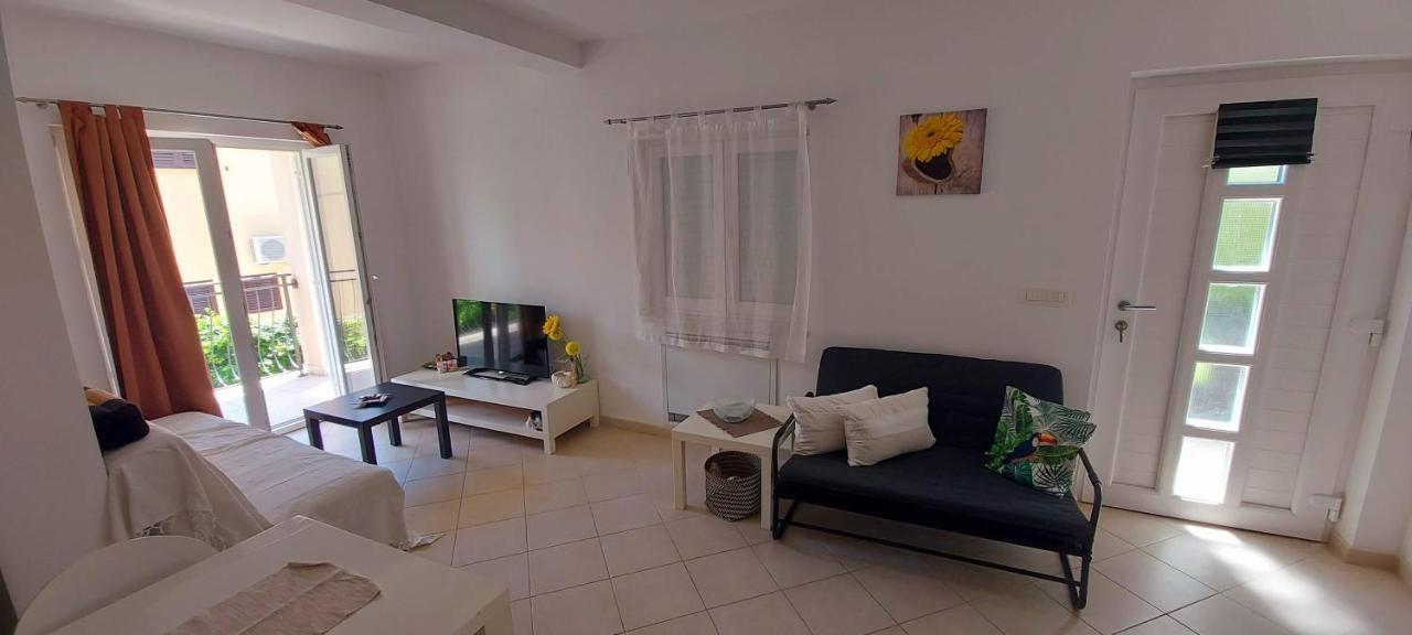 Apartmani Tomislav 크르크 외부 사진